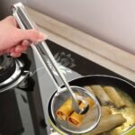 1Pc Shaon Stainless Steel Frying Oil Filter Clamp With Fine Mesh Screen - High-Temp Resistant Oil Scoop & Food Clamp For Frying, Dumplings, Spring Rolls - Durable Kitchen Tool For Hot Oil Drainage & Safe Cooking, Ergonomic Handle, Sturdy Construction, Professional Chefs
