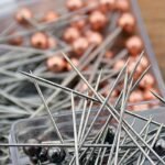 100Pcs Metal Four-Color Positioning Needles, Colorful Plastic Boxed Bead Needles, Flower Packaging Material Large Head Needles, Fixed Sewing Pins For Tailors, Jewelry Diy - Image 7