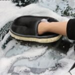 Soft Microfiber Car Cleaning Gloves, 15.24X25.4 Cm - Gentle Detailing And Dust Removal For Auto Maintenance - Image 6