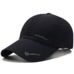 One Men'S High Quality Breathable Baseball Cap