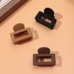 3Pcs Matte Hair Claw Clip Simple Style Shark Claw Clips Solid Color Hair Claw Elegant Hair Clips For Women - Image 3