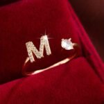 Fashionable 26 English Letters Four-Prong Synthetic Synthetic Zirconia Open Adjustment Ring - Image 3