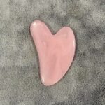 1Pc Heart-Shaped Scraping Massage Tool - Perfect For Facial And Eye Massage, - Smooth Scraping Board For Relaxing Facial And Body Care. - Image 5