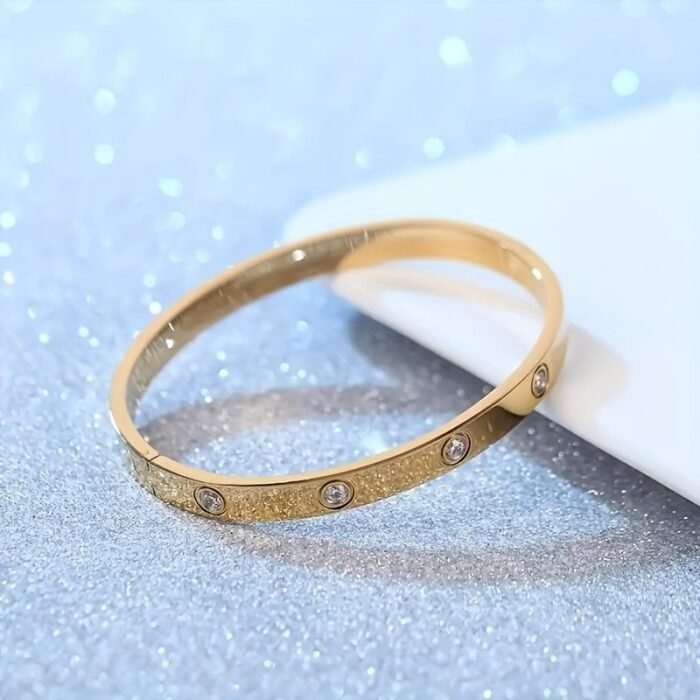 1 Classic Versatile Elegant Temperament Bracelet Gift Bracelet - Image 6