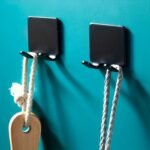 1Pc/3Pcs/5Pcs Bathroom Plastic Razor Holders Razor Storage Rack Wall-Mounted Hooks Suitable For Home Barber Salon Uses - Image 2