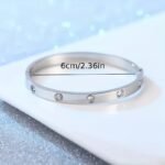 1 Classic Versatile Elegant Temperament Bracelet Gift Bracelet - Image 5