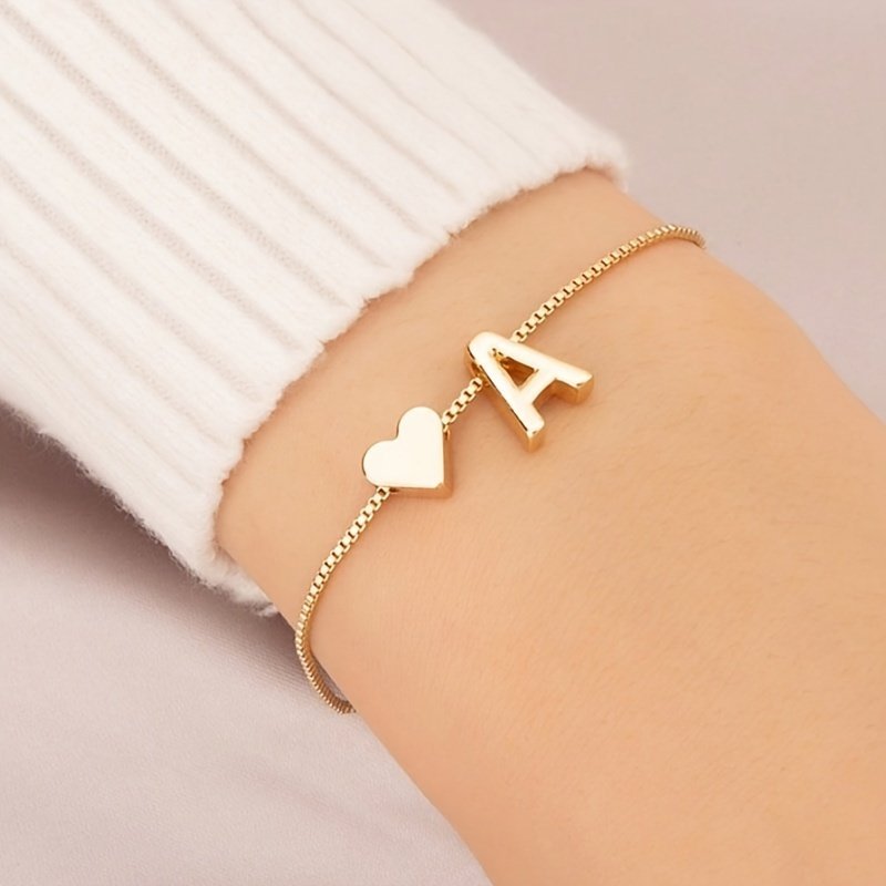 product-Fancyalgo-VirtualModelMatting-9b616f1cda91fb65fb0070beb0b7b990.jpg 1Pc Mini Love Heart Letter Beads Thin Chain Bracelet Simple Minimalist Hand Chain Jewelry - Image 1