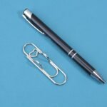 1Pc/5Pcs Metal Love Creative Paperclip Style Pen Holder, Simple Portable Student Notebook Holder Accessories Round Ballpoint Pen Clip - Image 12