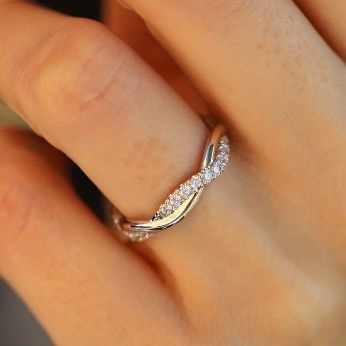 1 Elegant Women'S Fashion Engagement Ring, Sparkling Comfortable Jewelry For Daily Wear, Hypoallergenic Gift Perfect For Christmas, New Year, Valentine'S Day, Anniversaries, Loved Ones, And Friends - Unisex Accessory - Image 2