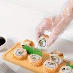 100-Pack Disposable Plastic Gloves For Cooking, Meal Prep, Kitchen Use, Barbecuing, Cleaning, Restaurant Service, And Crafts. - Image 6