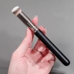 Professional Kabuki Brush, 270 Concealer Brush, Dense Synthetic Bristles For Flawless Makeup Application, Ideal For Blending Creams And Liquids, Essential Beauty Tool - Image 3