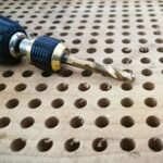 1Pc Chrome Vanadium Steel Quick Release Hexagonal Drill Bit Adapter, Self-Locking Extension Rod For Electric Drill Driver Conversion, Pop-Up Screwdriver Tool With 3 Sockets (1/4" Shank, 3/8" Hexagonal Shank, 1/2" Hexagonal Shank), Durable Knurled Grip For Secure Handling, Ideal For Tight Spaces - Image 9