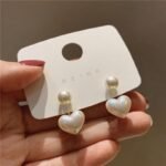 1 Pair Hypoallergenic Heart-Shaped Faux Stud Earrings - White K-White Plated Cute Retro Jewelry For Sensitive Ears, Everyday & Special Occasions, Formal Accessories, Elegant Studs, Highquality Studs, Teen Accessories - Image 3