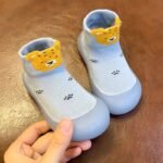 Adorable Lion Cartoon Slip-On Sock Shoes For Baby Boys - Soft, Breathable With Non-Slip Rubber Sole - Light Blue With Yellow Accents, Paw Print Design - Perfect For First Walkers, Indoor Play, Spring & Autumn, Baby Boy Shoes