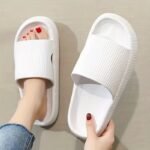 2024 New Fashionable And Versatile Eva Couple Slippers, A Variety Of Colors To Choose From, The Bottom Is Not Very Thick, The Wrapping Is Comfortable, Soft, Non-Slip And Wear-Resistant, Suitable For Wearing The Beach Outside The Bathroom At Home, Supermarket Improvements, Lighter, Thinner And More Comfortable, Simple Ins - Image 4