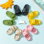 New Joyful Face Hollow Youngsters'S Slippers, Fashionable And Cute Eva Beach Shoes With Open Toes, Breathable And Handsome Sandals For Indoor Bathroom, Non-Slip Quick-Drying Outdoor Garden Lightweight Soft Comfortable Travel Shoes All Seasons - Image 8
