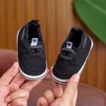 Casual Slip-On Canvas Footwear For Newborns 0-1 Year, Breathable First Walker Sneakers For Both Genders - Image 2
