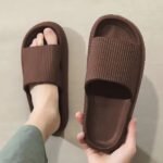 2024 New Fashionable And Versatile Eva Couple Slippers, A Variety Of Colors To Choose From, The Bottom Is Not Very Thick, The Wrapping Is Comfortable, Soft, Non-Slip And Wear-Resistant, Suitable For Wearing The Beach Outside The Bathroom At Home, Supermarket Improvements, Lighter, Thinner And More Comfortable, Simple Ins - Image 9