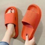 2024 New Fashionable And Versatile Eva Couple Slippers, A Variety Of Colors To Choose From, The Bottom Is Not Very Thick, The Wrapping Is Comfortable, Soft, Non-Slip And Wear-Resistant, Suitable For Wearing The Beach Outside The Bathroom At Home, Supermarket Improvements, Lighter, Thinner And More Comfortable, Simple Ins - Image 10
