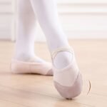 Children'S Soft-Sole Dance Shoes, Kitten Paw Style Ballet Flats With No-Tie Design For Practice And Performance In Genuine Leather - Image 2