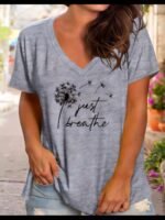 Plus Size Casual T-Shirt, Women'S Plus Dandelion & Slogan Print Short Sleeve V Neck Slight Stretch T-Shirt - Image 8