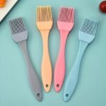 1Pc Silicone Oil Brush Household Seasoning Brush Split Type Oil Brush Kitchen Food Oil Brush Barbecue Brush