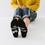 1 Pair Men'S "I'M Gaming Do Not Disturb" Novelty Socks - Black With White Lettering & Game Controller Graphics, Spandex/Polyester Blend, Comfortable & Breathable For Gamers