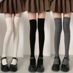 1/2/3 Pairs Women'S Japanese Vertical Stripe Thigh-High Socks - Thick Insulation Winter Warmth, Black & Grey Solid Color, Durable Comfort Fit For Casual & Formal Outfits, Versatile Legwear, Comfortable Wear
