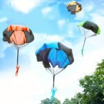 1Pc Tangle Parachute Figures Hand Throw Soliders Square Outdoor Youngsters'S Flying Toys - Image 4
