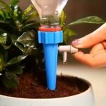 1Pc/10Pcs, Automatic Drip Spikes Plant Watering Tools Irrigation System Flower Garden Supplies Plant Watering Adjustable Home Self-Watering Device, Color Random - Image 2