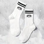 One Pair Of Women'S Striped Trendy Mid-Calf Socks Suitable For Sports, Casual Comfortable Breathable Long Socks