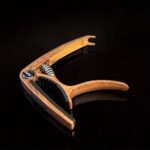 3-In-1 High-Quality Zinc Alloy Metal Guitar Capo - Includes 1 Metal Guitar Pick. Suitable For Capo, Pick Storage, And Bridge Pin Puller. Compatible With Acoustic, Electric, Classical, And Ukulele Guitars - Image 9