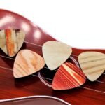 50Pcs Electric Guitar Pick Variety Pack - 0.46, 0.71 & 1.0Mm Thickness - Pvc Material - Cartoon Skull & Wood Grain - 8 Grid Storage Box - Musical Instrument Accessories - Image 13