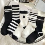 5 Pairs Black & White Unisex Socks, Trendy & Comfy Mid Tube Socks, Women'S Stockings & Hosiery