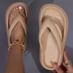 Solid Color Eva Flip Flops, Simple Style Soft Sole Wear-Resistant Pillow Slides, Indoor & Outdoor Beach Shoes For Holiday - Image 13