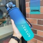 1Pc, 21.98Oz/33.81Oz Gradient Sports Fitness Travel Water Bottle, Portable Drink Cup, Tea Mug, Durable Pc Material, Uncharged, Flip Top, Ideal For Men & Women, Perfect For Summer & Fall, Great Gift For Students, Birthday, Valentine'S, Christmas - Image 5