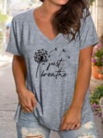 Plus Size Casual T-Shirt, Women'S Plus Dandelion & Slogan Print Short Sleeve V Neck Slight Stretch T-Shirt - Image 2