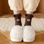 1 Pair Women'S Cute Bear Fuzzy Coral Fleece Warm Socks, Solid Color Knit Fabric, Polyester 97% Spandex 3%, Machine Washable - Autumn/Winter Collection - Image 8