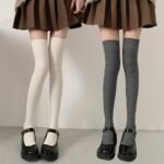 1/2/3 Pairs Women'S Japanese Vertical Stripe Thigh-High Socks - Thick Insulation Winter Warmth, Black & Grey Solid Color, Durable Comfort Fit For Casual & Formal Outfits, Versatile Legwear, Comfortable Wear - Image 10