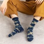 3Pcs Men'S Camo Sports Crew Socks - Durable Polyester Blend With Spandex, Geometric Pattern, Ribbed Cuff - Ideal For All Seasons - Image 2
