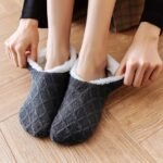 One Pair Women'S Warm Solid Color Floor Socks Non Slip Plush Knitted Coral Fleece Socks No Show Socks