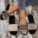 Women'S Paris Letter Print Flying Woven Slip-On Slippers - Breathable Fabric Upper & Lining, Cushioned Pu Sole, Open-Toe Summer Sandals With Back Strap For Casual Comfort, Comfortable Wear | Trendy Footwear | Durable Footbed, Ladies Slippers