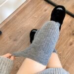 1 Pair Of Women'S Autumn And Winter Thickened Over-The-Knee Socks Solid Color Simple Women'S Socks Vertical Striped Socks Warm Over-The-Knee Socks Trend - Image 4