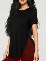 Women'S Elegant Black T-Shirt - Short Sleeve, Crew Neck, Solid Color, Casual Summer Top With "Mama Needs Coffee" Graphic Print, Slim Fit For Casual Attire
