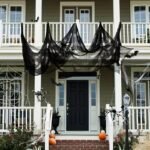 1Pc/10Pcs Black & White + Spider Web Mesh, Dark Gothic Style With Sheer Fabric And Irregular Netting / Wrinkled Drape Effect For A Lightweight Transparent Look - Perfect Halloween Decor To Create Mystery Atmosphere: Ideal Party Props Or Porch Staircase Adornment