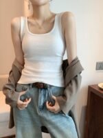Solid Color Casual, U-Neck, Wide Shoulder Vest, Women'S Tank Top, Versatile Innerwear Or Outerwear, Sleeveless Vest, Comfortable And Simple, Suitable For Spring, Summer, Autumn Tops, Can Be Worn In Winter, Christmas, Valentine'S Day - Image 6