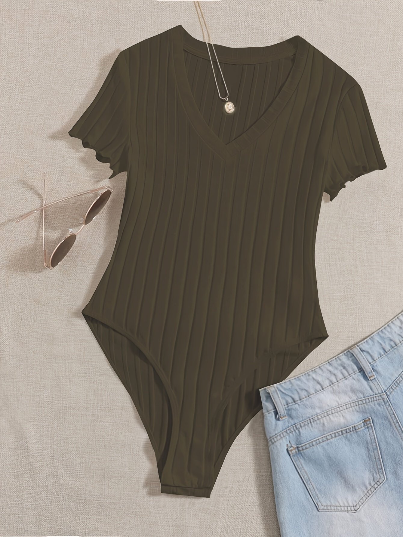 product-fancy-23d85264-6795-4789-9cbb-d7d83a9ad1db.jpg Women'S Ribbed V-Neck Crop Top - Olive Green, Short Sleeve, Stretchy & Form-Fitting, Perfect For Casual Or Summer Outfits, Summer Fashion Top | Vneck Top | Construction - Image 1