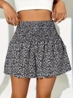 Women'S High-Waisted Floral Print Shorts - Black & White Ditsy Pattern, Ruffled Hem, Stretchy & Comfortable Summer Fashion, Hand Wash Only, High Waisted Shorts - Image 3