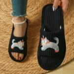 Women'S Simple And Cute Lively Striped Home Slip-On Slippers With Cat Design, Comfortable For Both Men And Women - Image 9