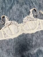 Elegant Plus Size Floral Lace Front Bra - Ultra-Thin, Soft Underwire, No-Pad Design With Contrast Mesh Detail - Perfect Gift For Her, Sexy Style With Lace Patterns - Image 4